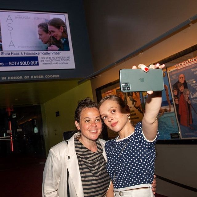 Ruthy pribar taking selfie with Shirahaas